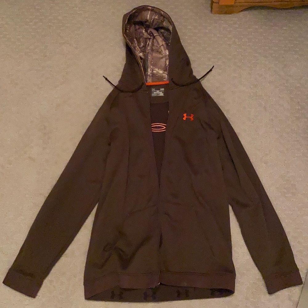 Under Armour Realtree Camo Zip up hoodie